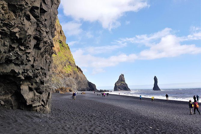 South Coast Private Day Tour - up to 9 passengers - Seljalandsfoss on the return: why timing matters for the best light