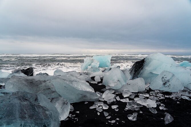 South Iceland and Glacier Lagoon: Jökulsárlón with Boat Tour - The Long Coach Drive: Comfort, Air Conditioning, and Group Size Reality