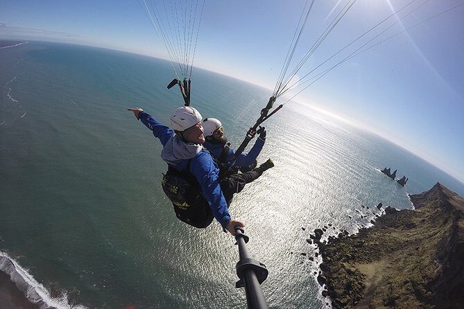 Tandem Paragliding Flights from Vik - What to wear and bring for Iceland flying comfort