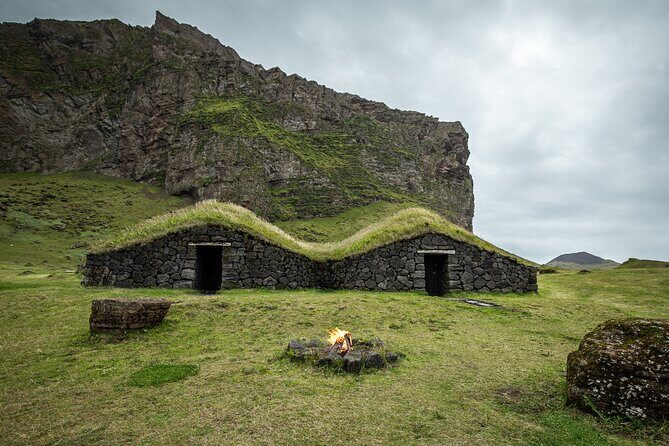 The Best of Vestmannaeyjar with Ebbi - The Elephant Rock and Storhofdi Great Cape: Wind That You Can Feel