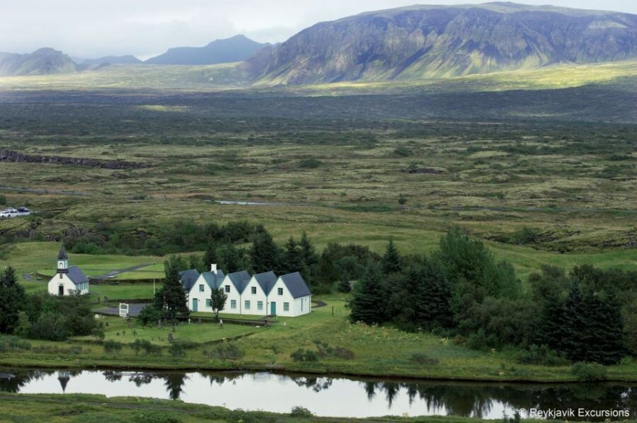 The Golden Circle & Hop On - Hop Off Combo Deal - Key points worth planning for