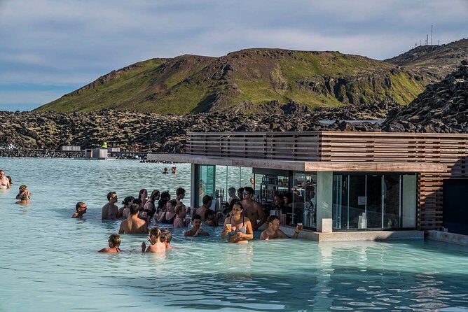 Unique bathing in an Icelandic hot springs at the Blue Lagoon - Price and value: what $650 buys you here (and what it doesn’t)