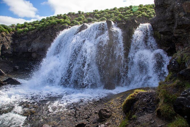 Unique West Iceland and Krauma SPA tour by minibus - Hverinn Restaurant & Bar Lunch Stop (Food Not Included)