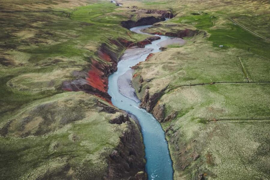 Varmahlíð: East Glacial River Whitewater Rafting - Grade 4 on the East Glacial River: the rafting tone you should expect