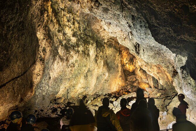 Vatnshellir Cave Tour - Vatnshellir Lava Cave: a real lava tube next to Snæfellsjökull