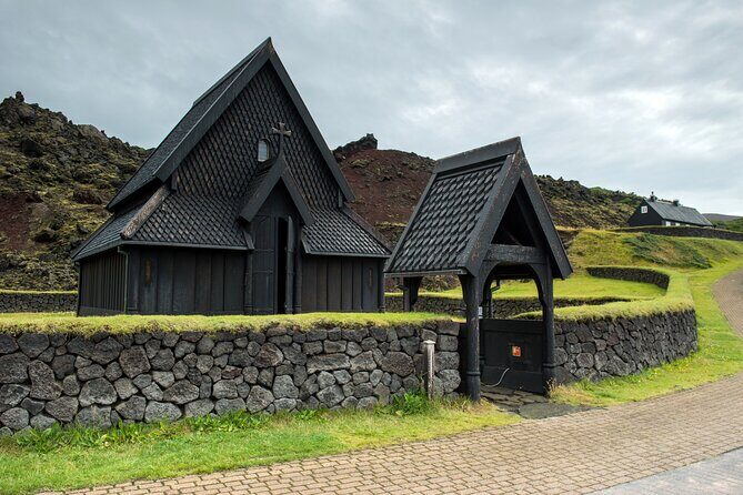 Vestmannaeyjar, Puffins & Volcanoes Small Group Day Tour - Halldórsskora Elephant Rock: a volcanic shape you can actually read