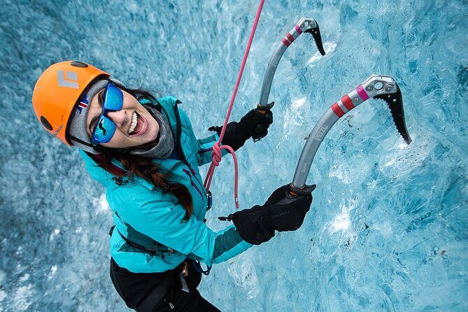 Winter Ice Cave + Climbing Private Photoshoot - 20 Shot Package - Key things that make this tour a smart winter choice