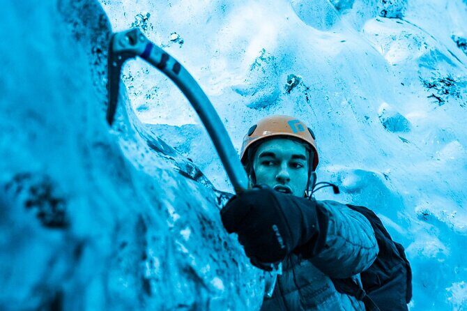Winter Ice Cave + Climbing Private Photoshoot - 20 Shot Package - How the photographer works so you actually look good in the ice