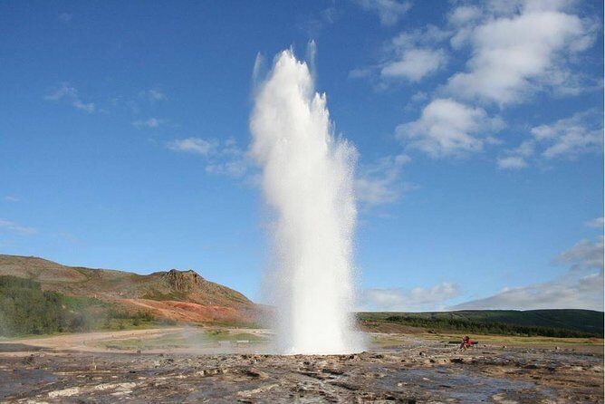 Your private golden circle tour with a personal guide - Þingvellir National Park: where nature and human history meet